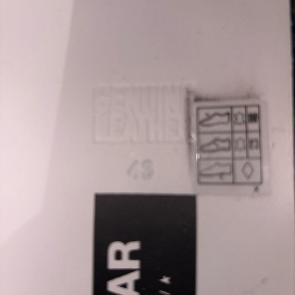 Men's Super-Star Metal-Logo Leather Low-Top Sneakers-Size-43/NWOB - Picture 10 of 12